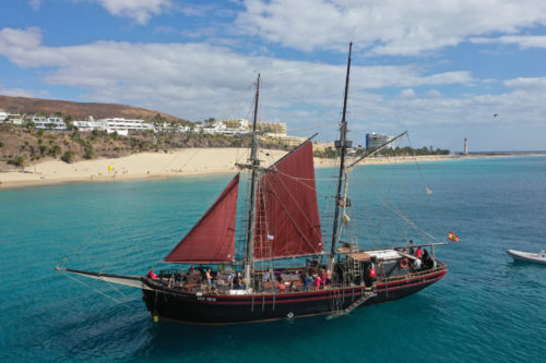 Viking-hajó-bálna-delfinles-Fuerteventura-3