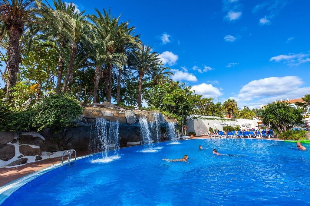 Coral Compostela Hotel