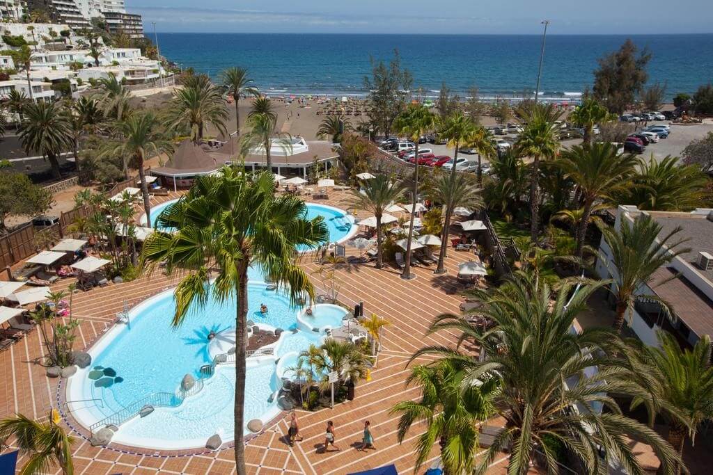 Corallium Beach by Lopesan Hotel