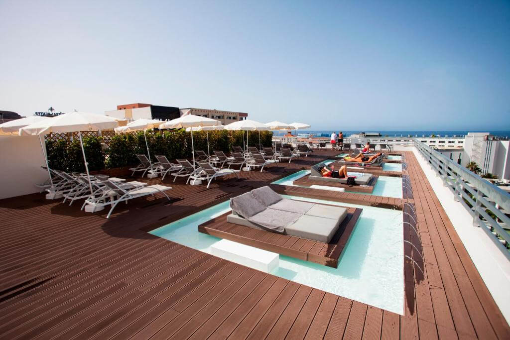 Coral Suites and Spa Hotel
